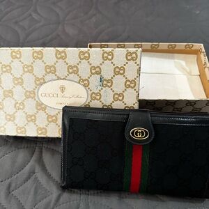 Gucci Black Wallet with Signature Stripe vintage sherry line